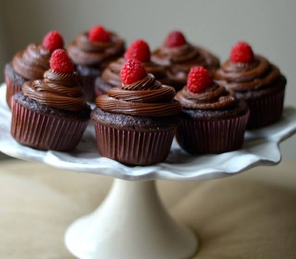 chocolate raspberry cupcake